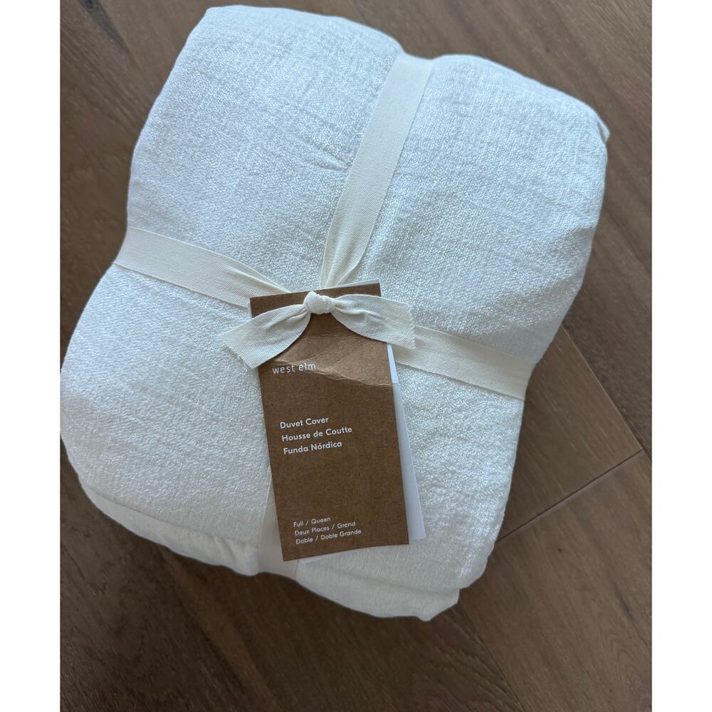 New West Elm Full Queen Duvet Chenille White